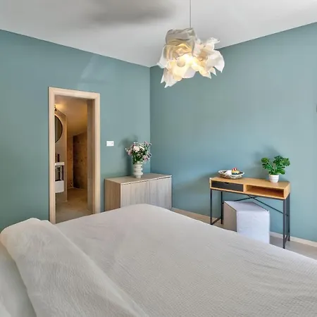 Amaleo Apartment