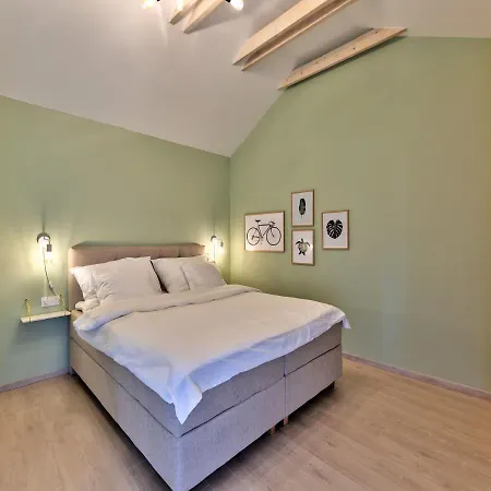 Amaleo Apartment